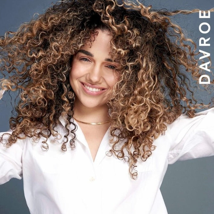 Cheveux bouclés, frisés, texturés : tout ce que tes boucles méritent vraiment